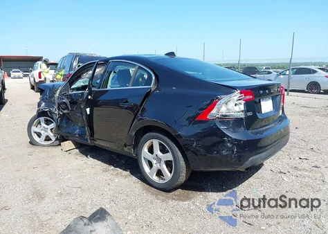 2012 Volvo S60 T5 z USA, uszkodzony, nr VIN YV1622FSXC2145297